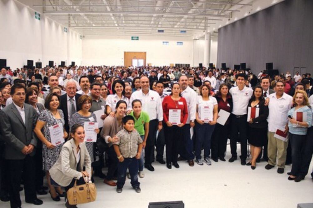 Miles de ciudadanos, mejoran sus colonias