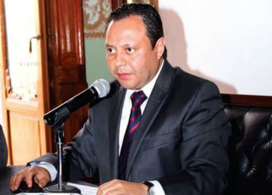 Presentan iniciativa Primero Ellos