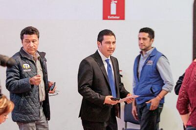 Busca Velázquez dar gobernabilidad 