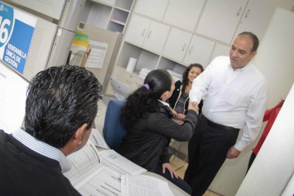 Recorre Loyola oficinas municipales