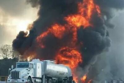 Se incendia pipa en la 57