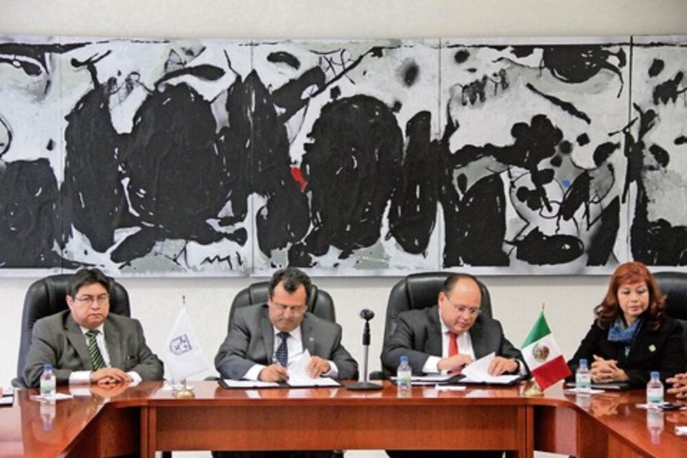 ISSSTE y UAQ firman convenio de colaboración