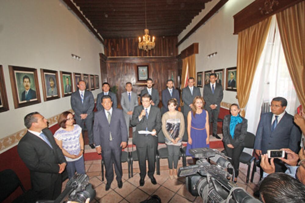 Impulsaremos los servicios en SJR: Guillermo Vega