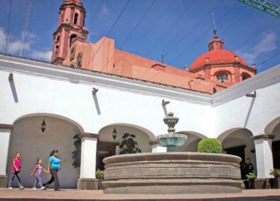 Proponen sanciones a ex funcionarios