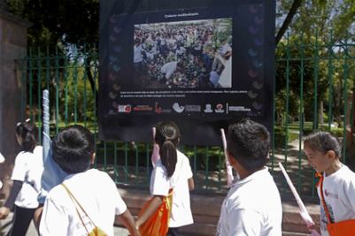 Inauguran exposición a favor de la niñez