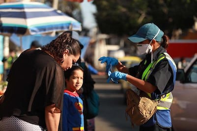Quieren frenar reuniones durante la pandemia del Covid-19