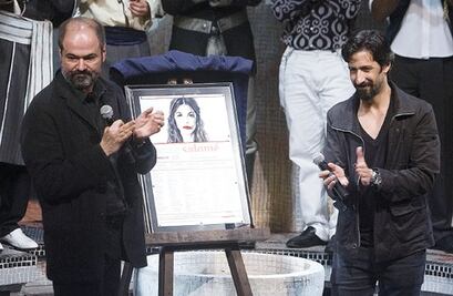 Develan placa por fin de temporada 