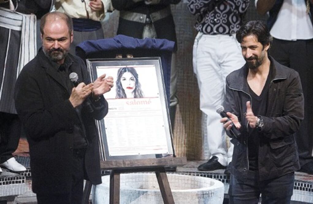 Develan placa por fin de temporada 