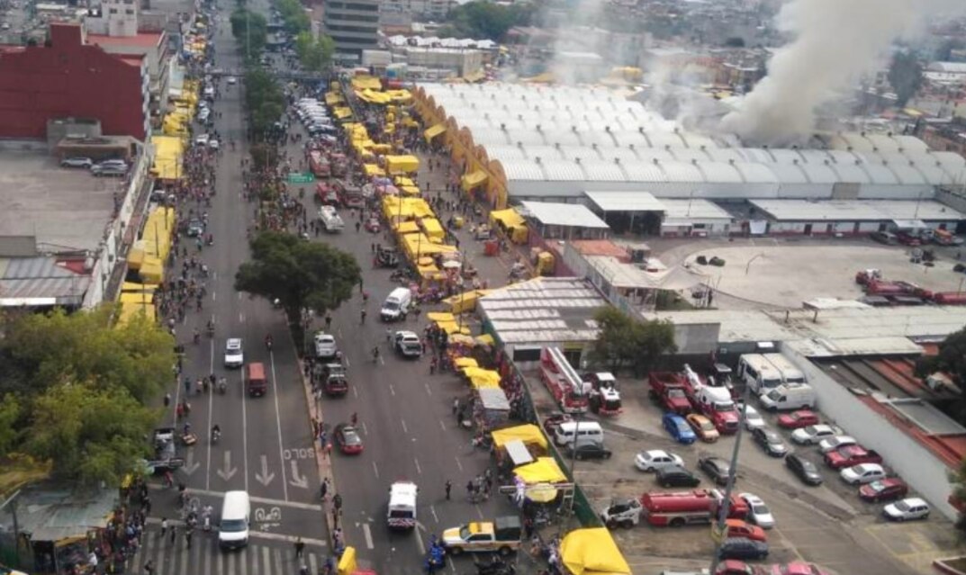 Se incendia mercado de Sonora; habría explotado un tanque de gas