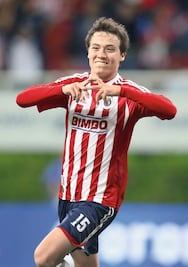 ‘Cubo’ entrena con Chivas