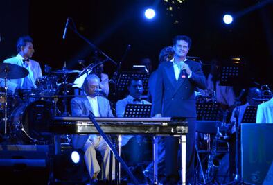 Armando Manzanero cautiva en Tequis