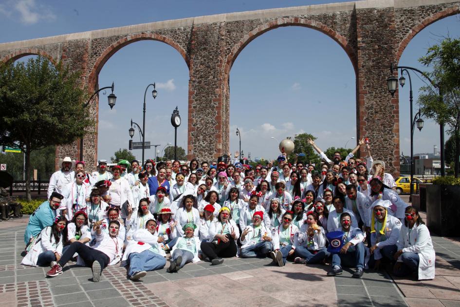 Curando corazones con la risoterapia