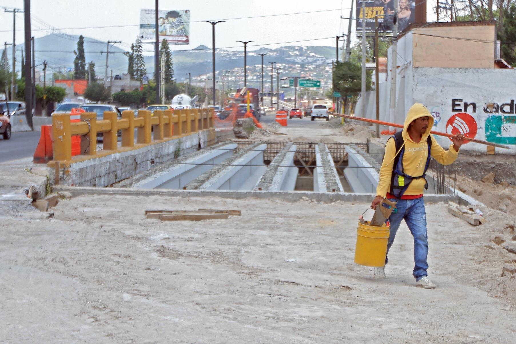 Supervisa alcalde obras para enfrentar lluvias y caos vial