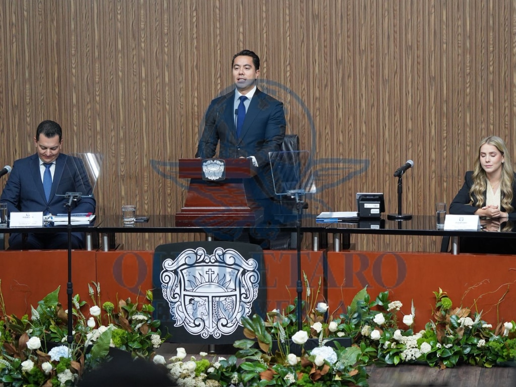 Felifer Macías rinde su primer informe de gobierno y presume una administración “cercana y callejera”