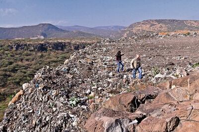 Alertan de riesgo por tiradero ilegal