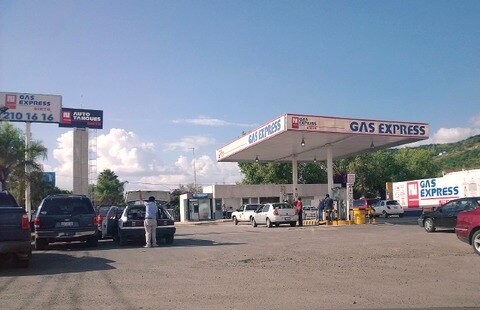 Piden a gasera apoyar a afectados de flamazo