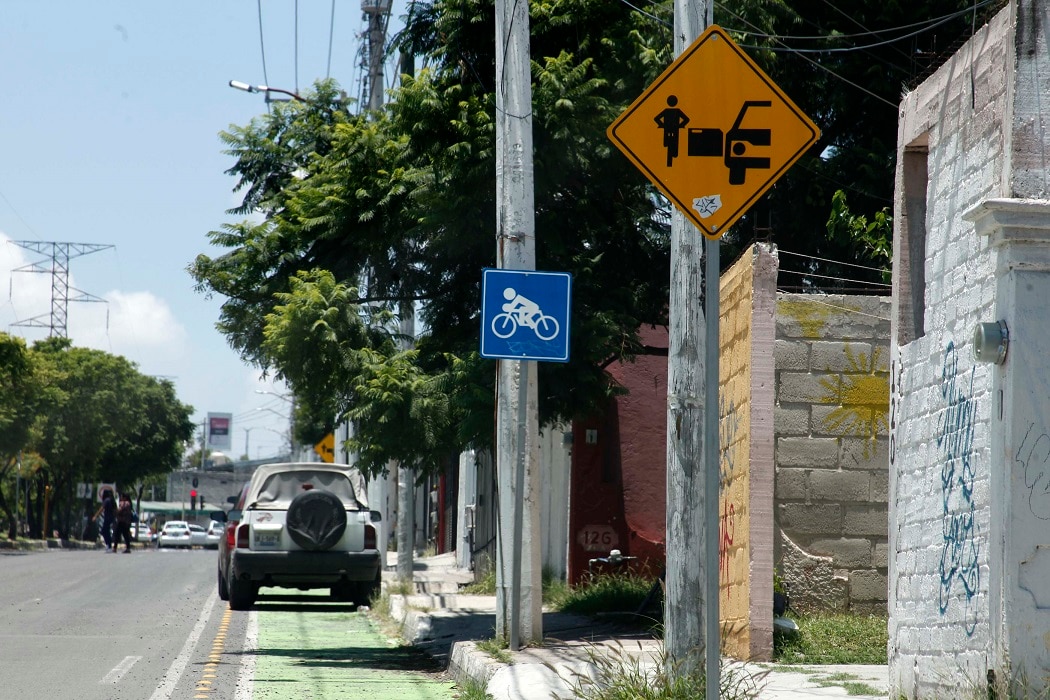 Espacios desgastados, invadidos y sucios