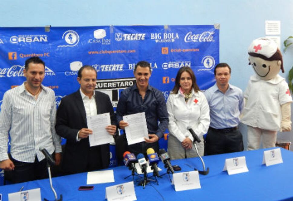 Gallos y Cruz Roja refrendan compromiso