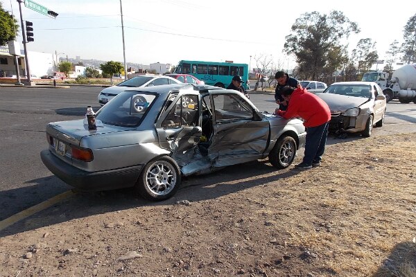 Cuatro choques por alcance en la ciudad
