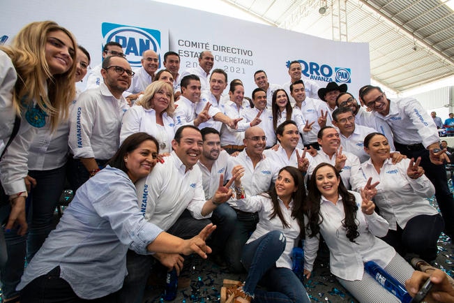 Ser conciencia de la nación, piden a panistas