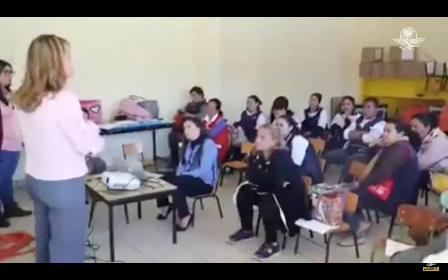 Maestros ganan más que AMLO en Michoacán; cobran hasta 91 mil la quincena