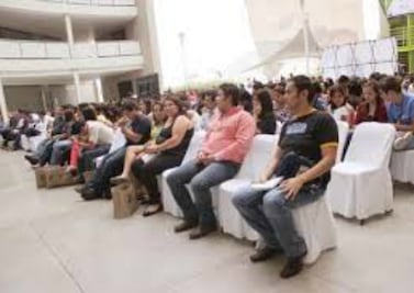 Pide Calzada a jóvenes emprender
