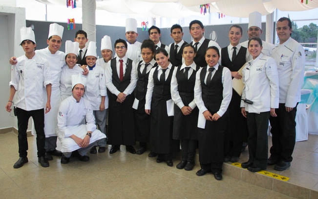 El Consejo Nacional para la Calidad de la Educación Turística fue el encargado de acreditar la licenciatura perteneciente a la Facultad de Filosofía de la UAQ. (ESPECIAL)