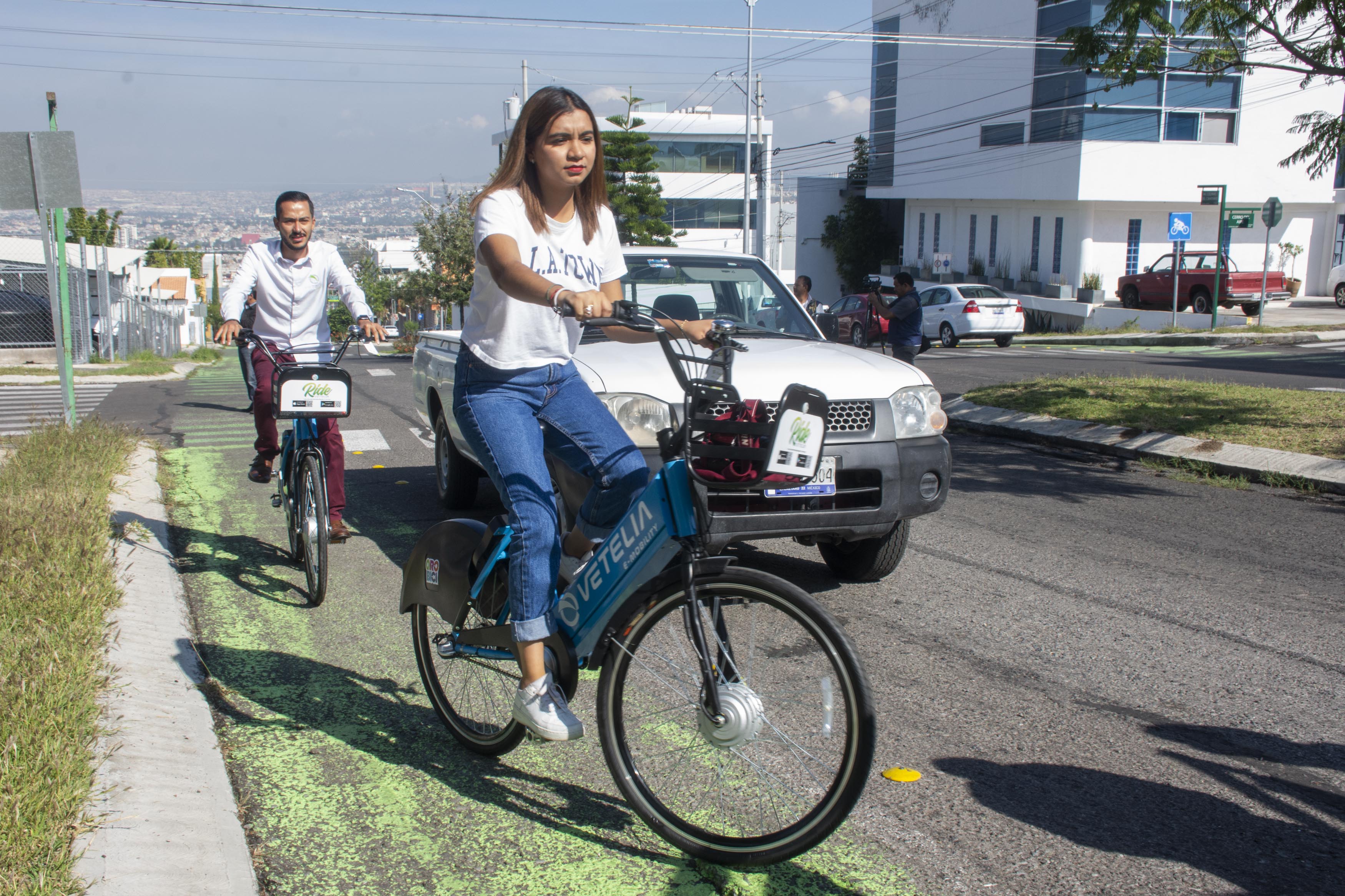 Arranca sistema de bicis eléctricas