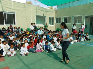Violentan derechos de niños en familias