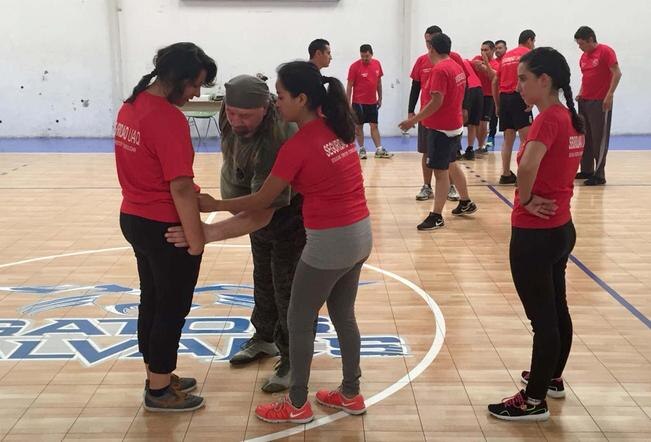 UAQ capacita a su cuerpo de seguridad