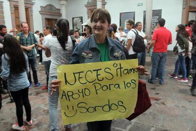 Piden atletas con discapacidad apoyo a candidatos