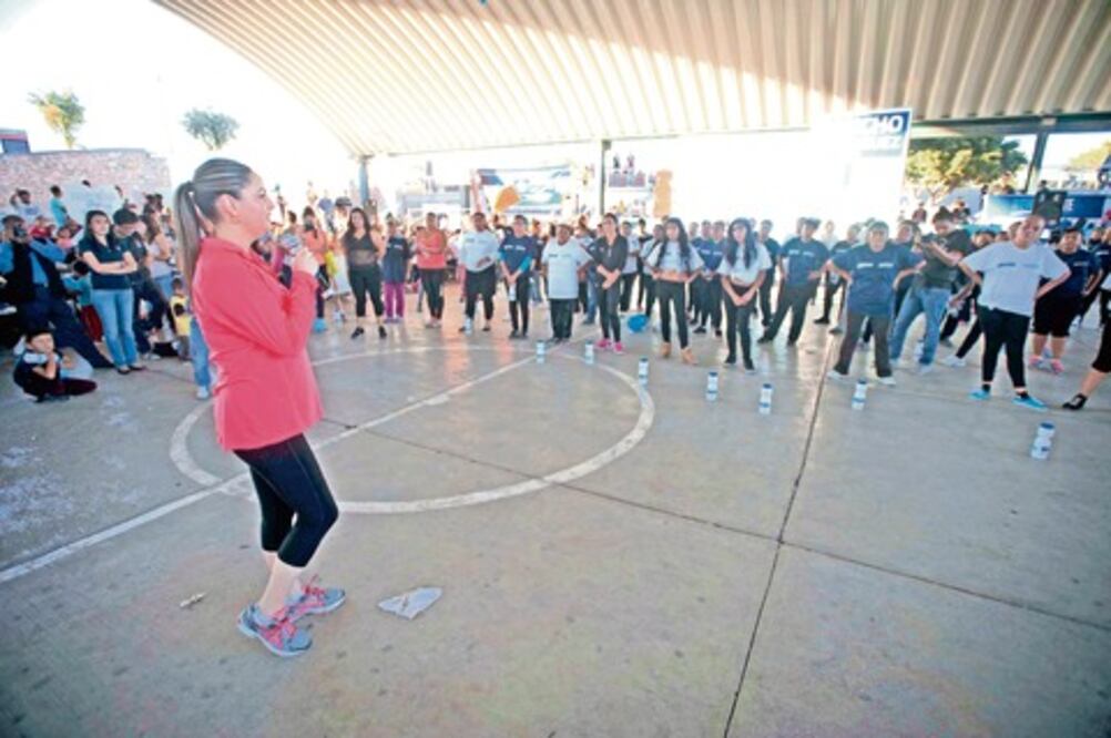 Difunden la actividad física entre familias queretanas