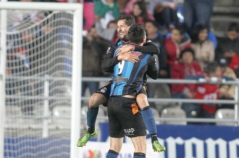 Gallos iguala su récord de puntos