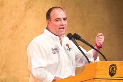 Buscan ampliar duración de gobiernos 