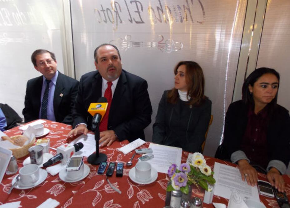 Presentan programas de apoyo 