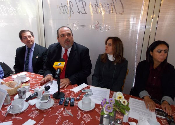 Presentan programas de apoyo