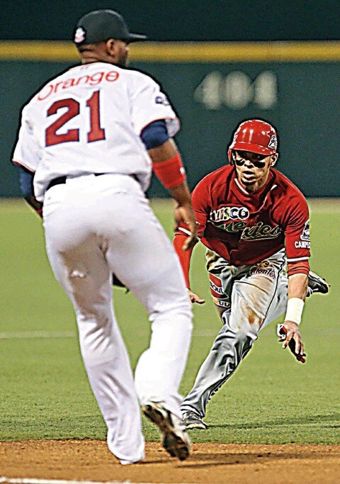 México deja ir victoria e invicto 