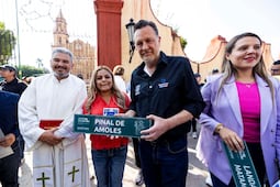Entregan señalética del Camino de Santiago en la Sierra Gorda