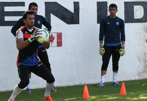 Lucha por la portería, sin ventajas