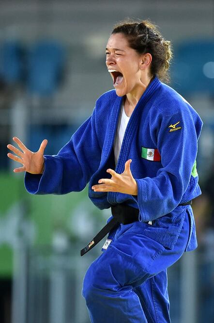 Ruvalcaba  salda deuda con su oro