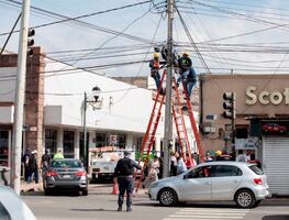 Retirarán cableado obsoleto en San Juan del Río