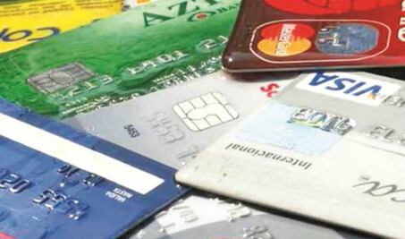 Tarjetas libran el alza de tasas y factor Trump 