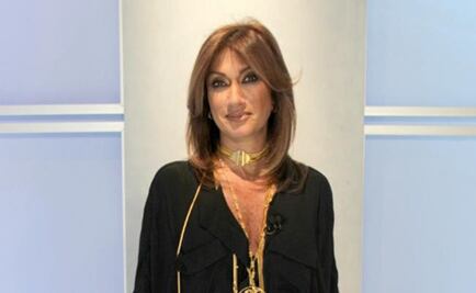 Azteca recibe a Adela Micha  con dulces y refresco light 