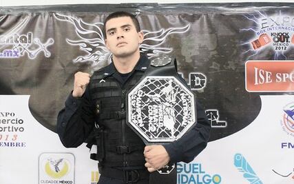 El campeón de AMM entrena agentes de PF