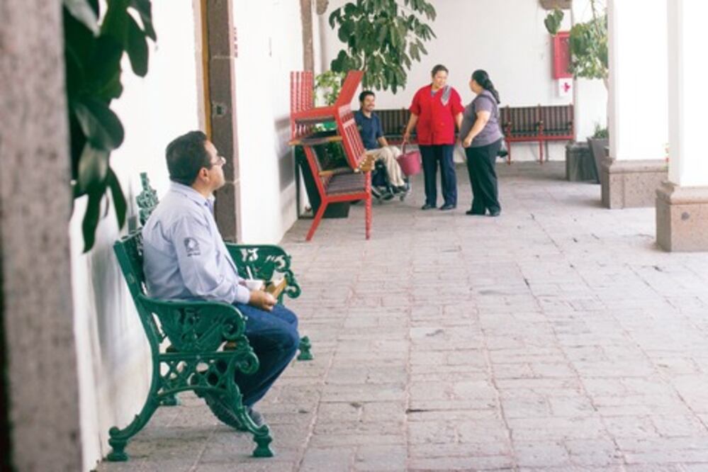 Asegura San Juan a sus empleados