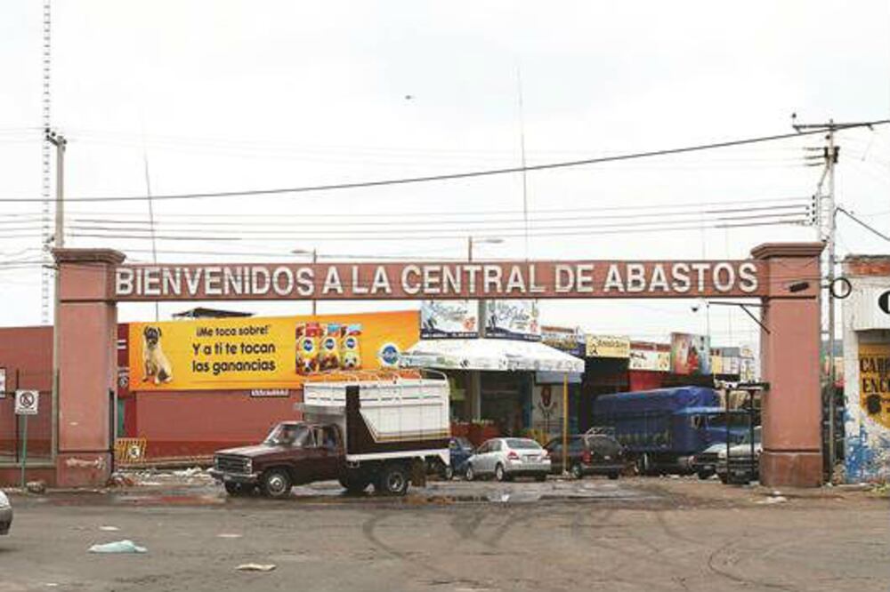 Reordenan movilidad en Central de Abastos