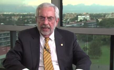 "La Universidad Nacional está de pie", dice Graue y anuncia regreso a clases