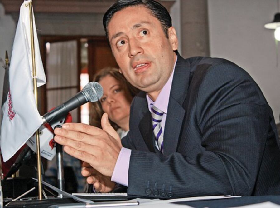 Violan autonomía de CEDH, acusan