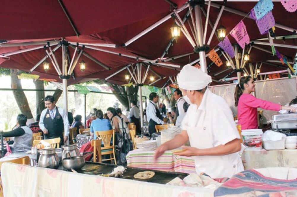 Aumenta clientela por puente