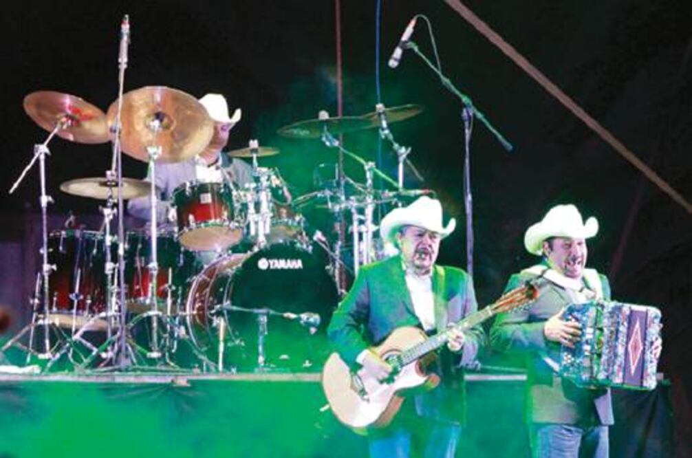 Pesado deleita a fans con su presentación 